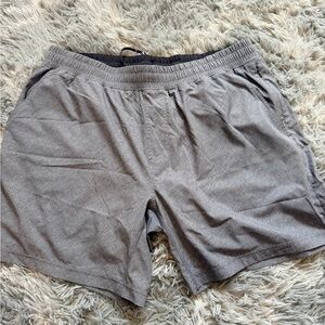 Rhone Mako Water Repellent Lined Athletic Workout Gym Activewear Shorts Gray XL